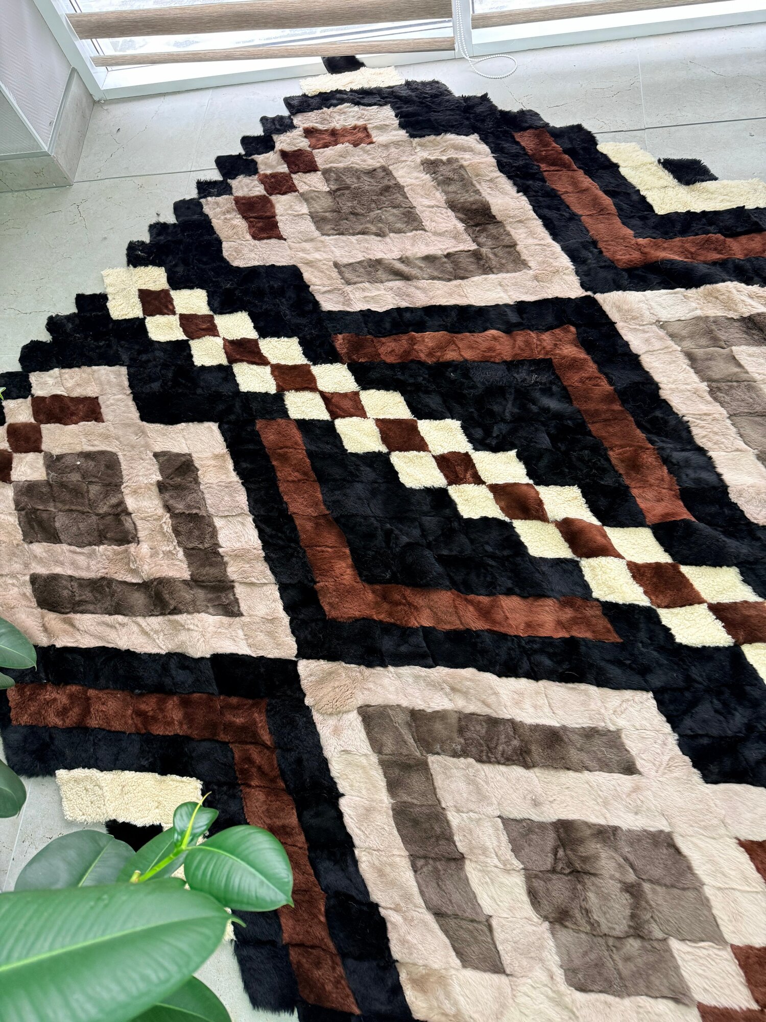 Покрывало меховое ковер из шкуры овчины — фото 1