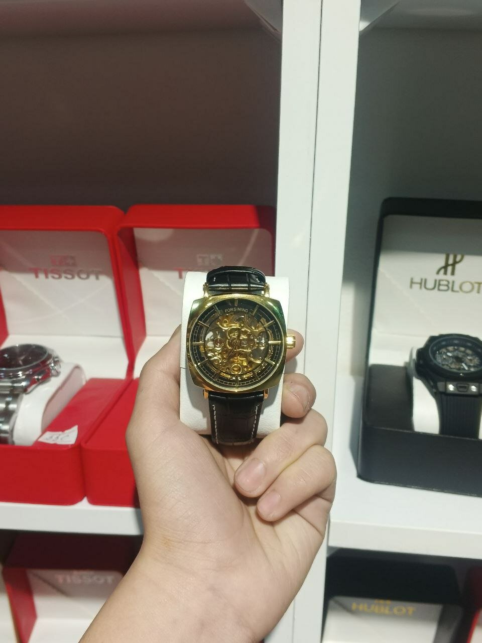 Наручные часы