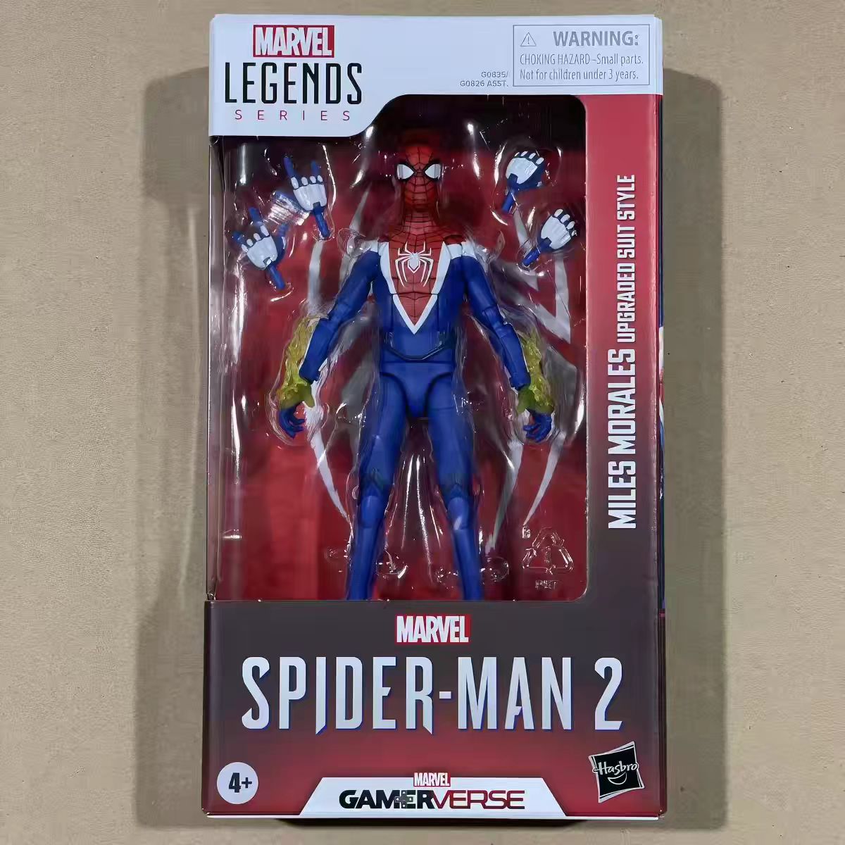 Марвел, Человек-паук Marvel Legends Series Spider-Man 2 Gamerverse Peter Parker Black Suit/Эта 6-дюймовая подвижная кукла "Человек-паук" оснащена 5 аксессуарами и является игрушкой-сюрпризом для детей