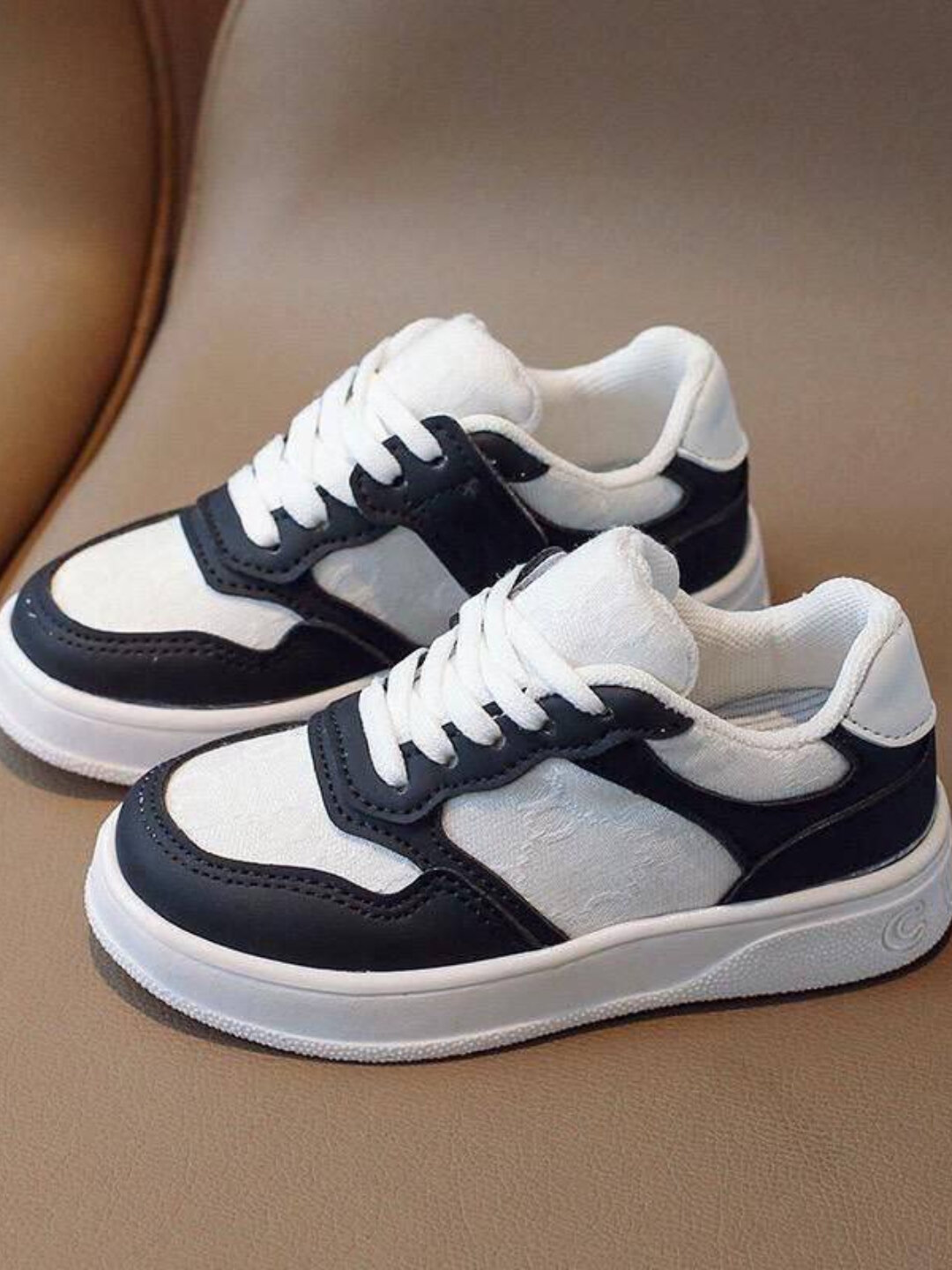 Кроссовки Кроссовки