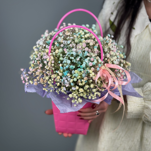 Изображение товара Цветы в коробке Единорог от «365 Поводов» - живые цветы с доставкой