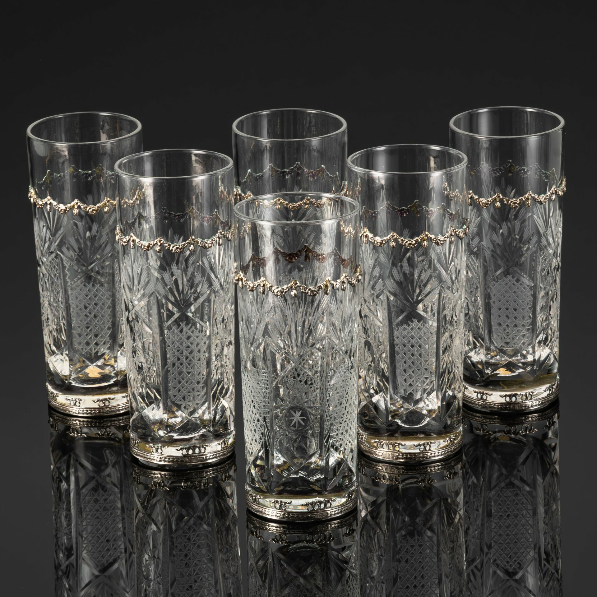 Набор стаканов для прохладительных напитков