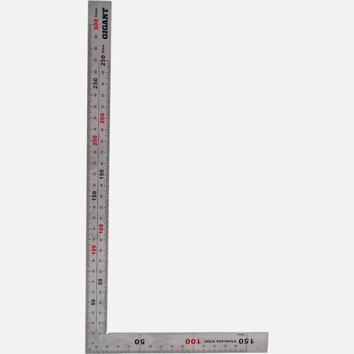 Изображение товара Цельнометаллический угольник 300 мм Gigant GSS-13050