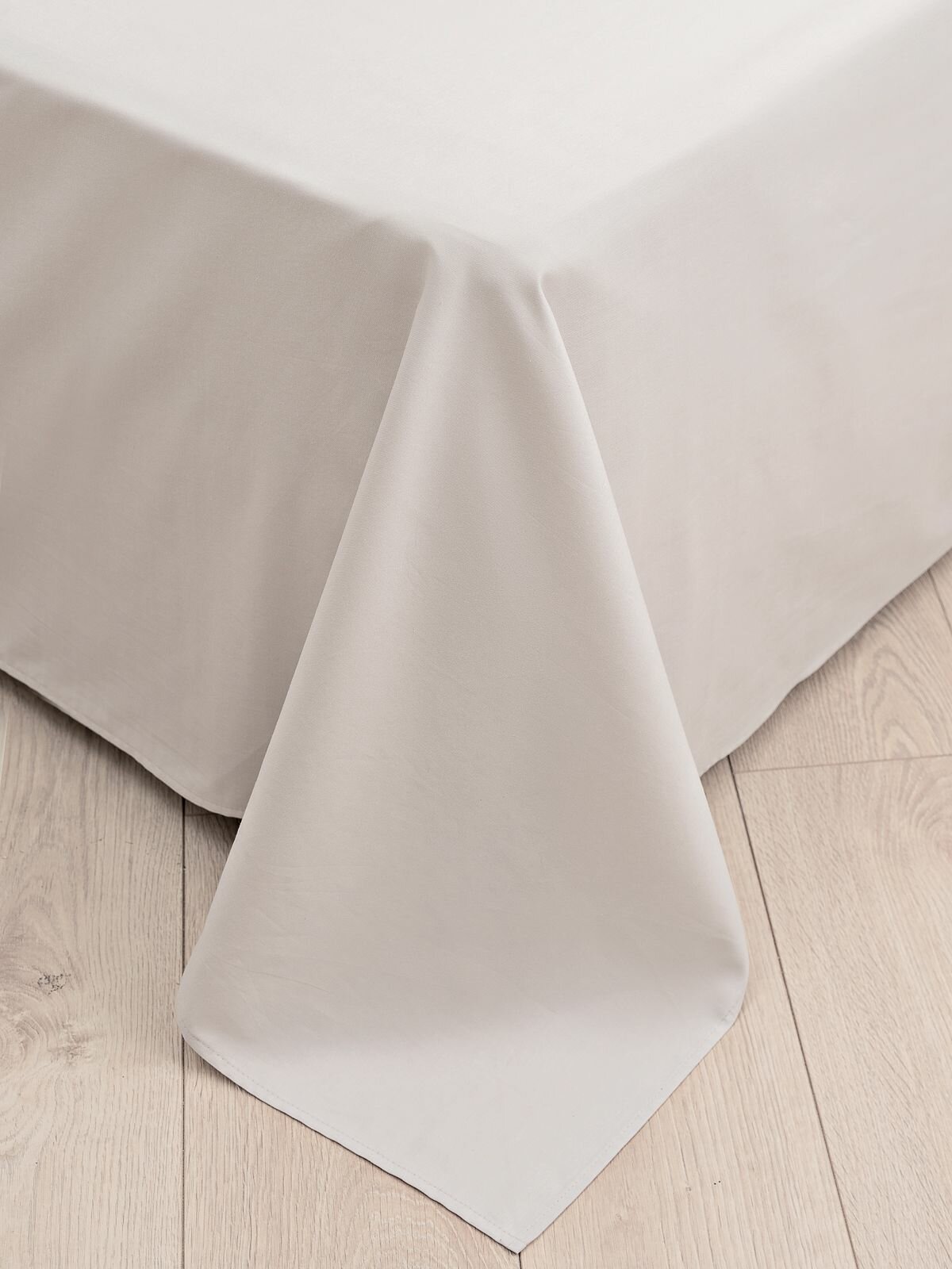 Простыня Атмосфера, 1.5-спальная, 150 х 235 см, сатин-люкс, крем