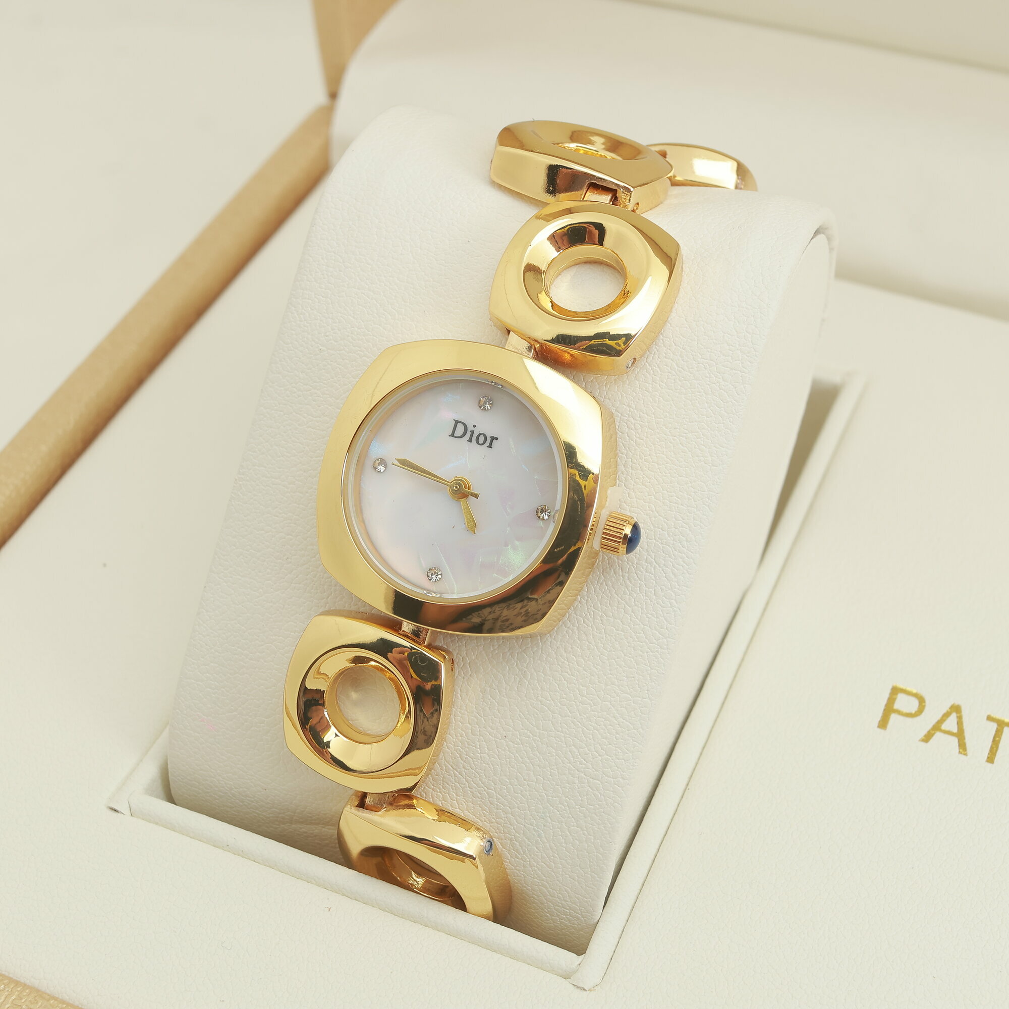 Наручные часы