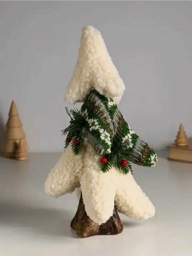 Изображение товара Новогоднее украшение для интерьера под елку Елка плюшевая игрушка под елку ручная работа 23 см