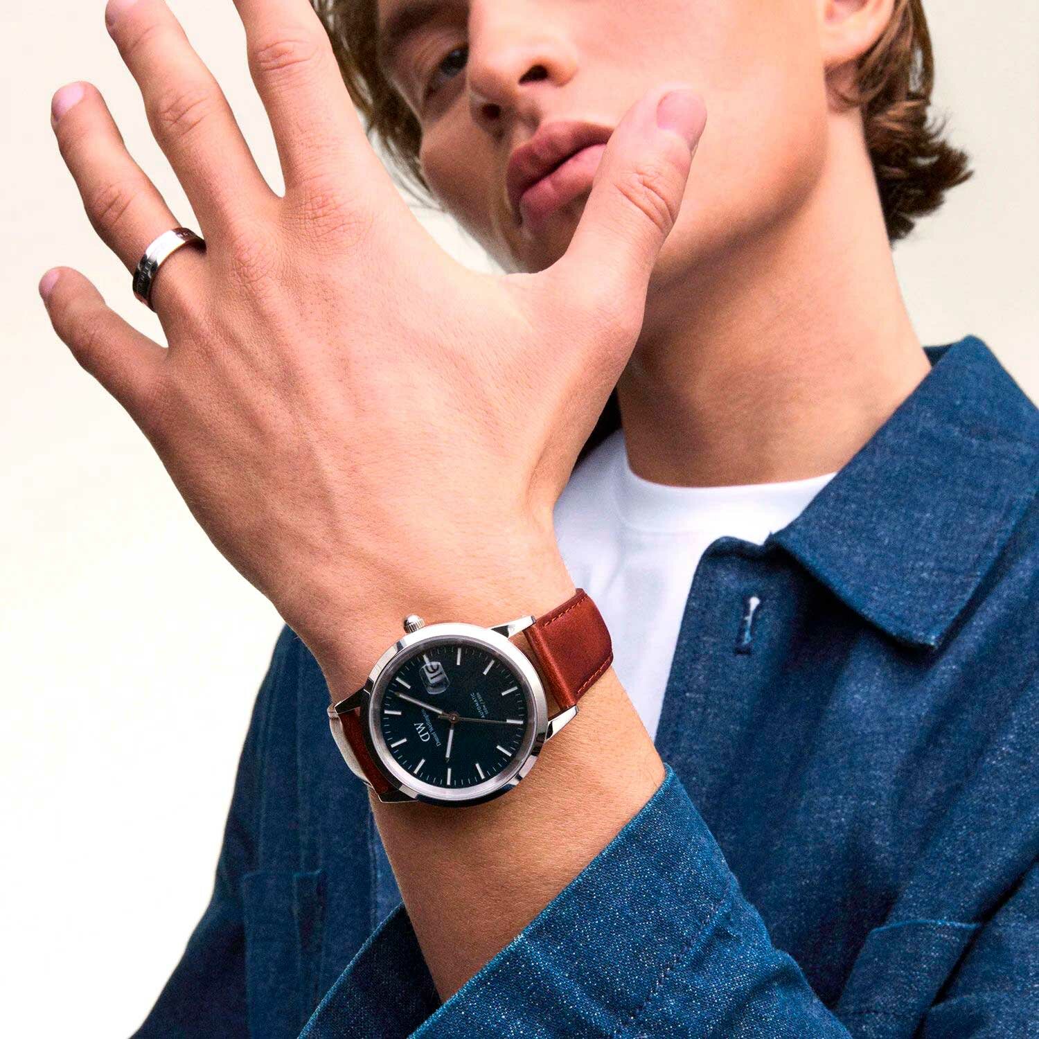 Наручные часы Daniel Wellington, коричневый, черный — фото 1