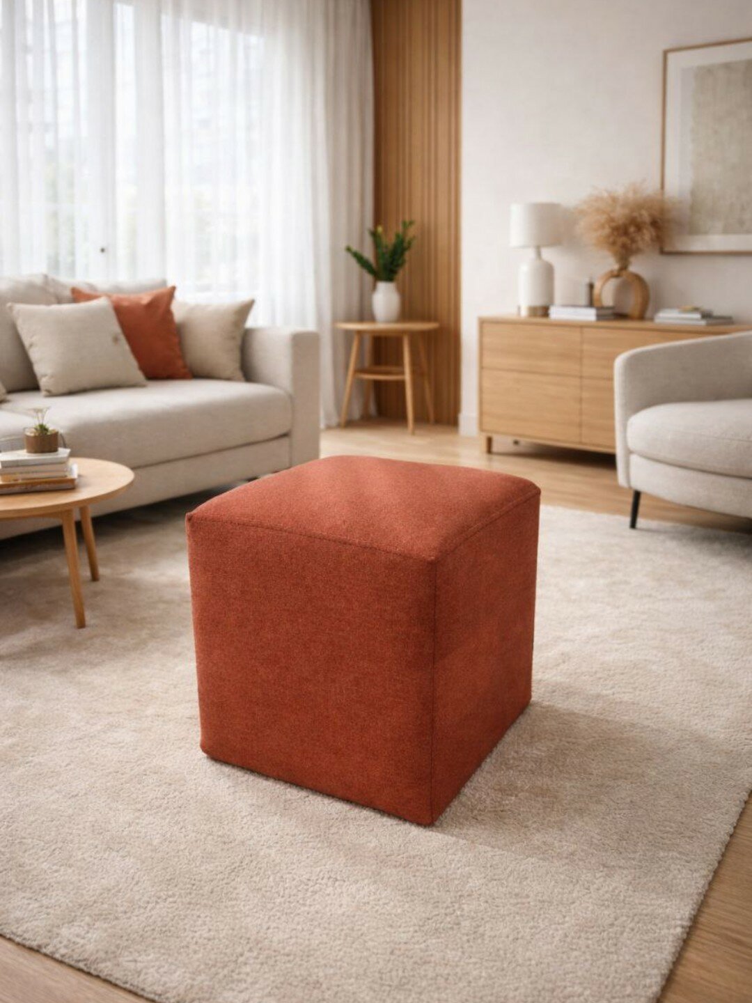 Ember Pouf — компактный кубический пуф 45×45×45 см в оттенках на выбор
