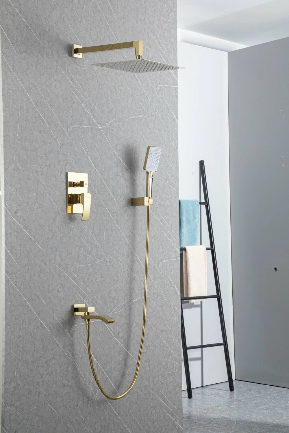 Душевая система скрытого монтажа Gappo G7107-3 латунь, цвет глянцевое золото