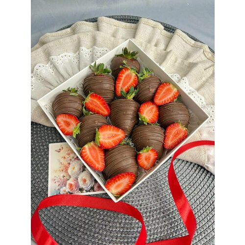 Клубника в шоколаде 