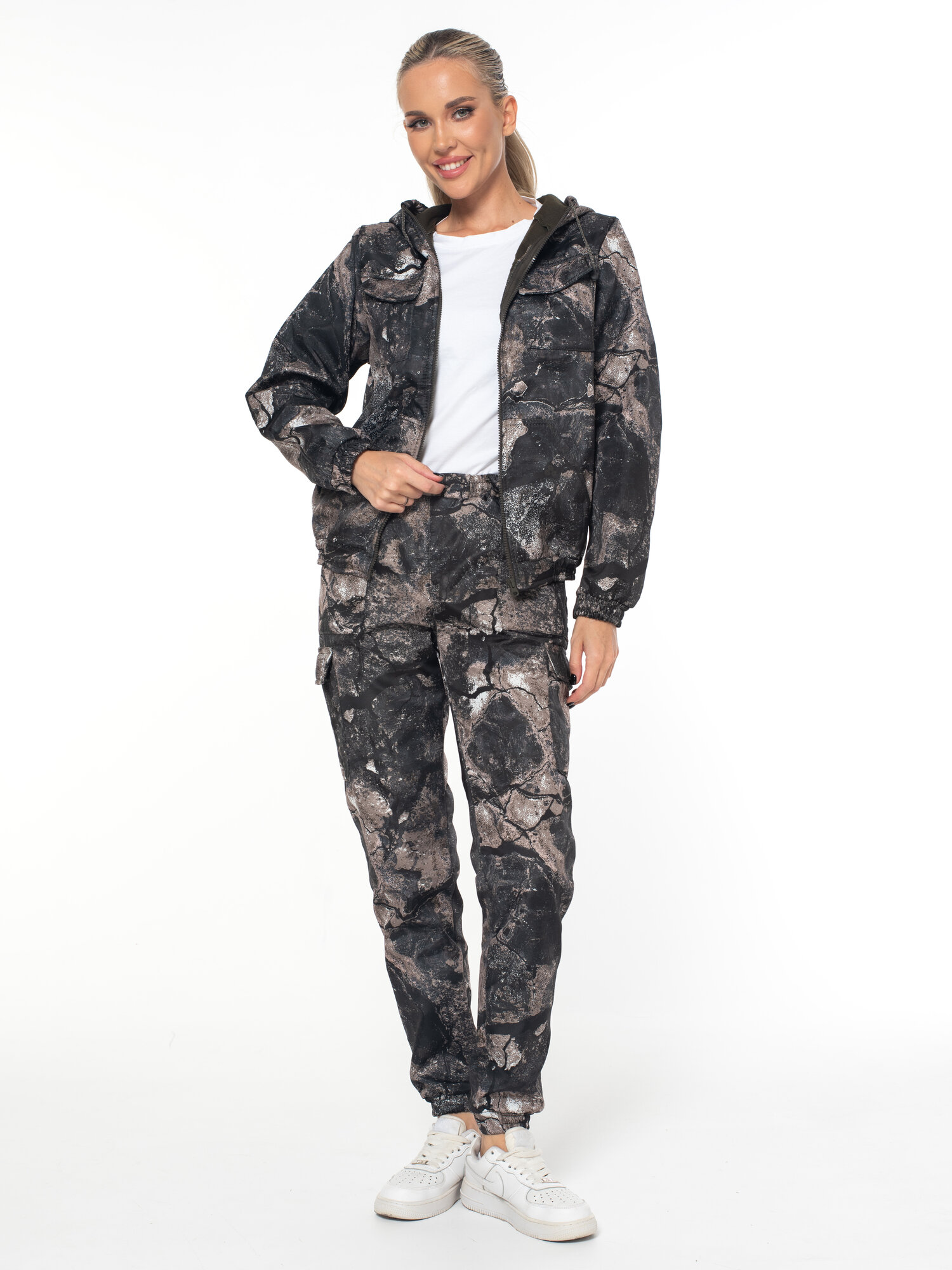 Демисезонный Женский камуфляжный костюм на флисе 50 Рост 170-176/ Женский рыболовный костюм / Женский рабочий костюм