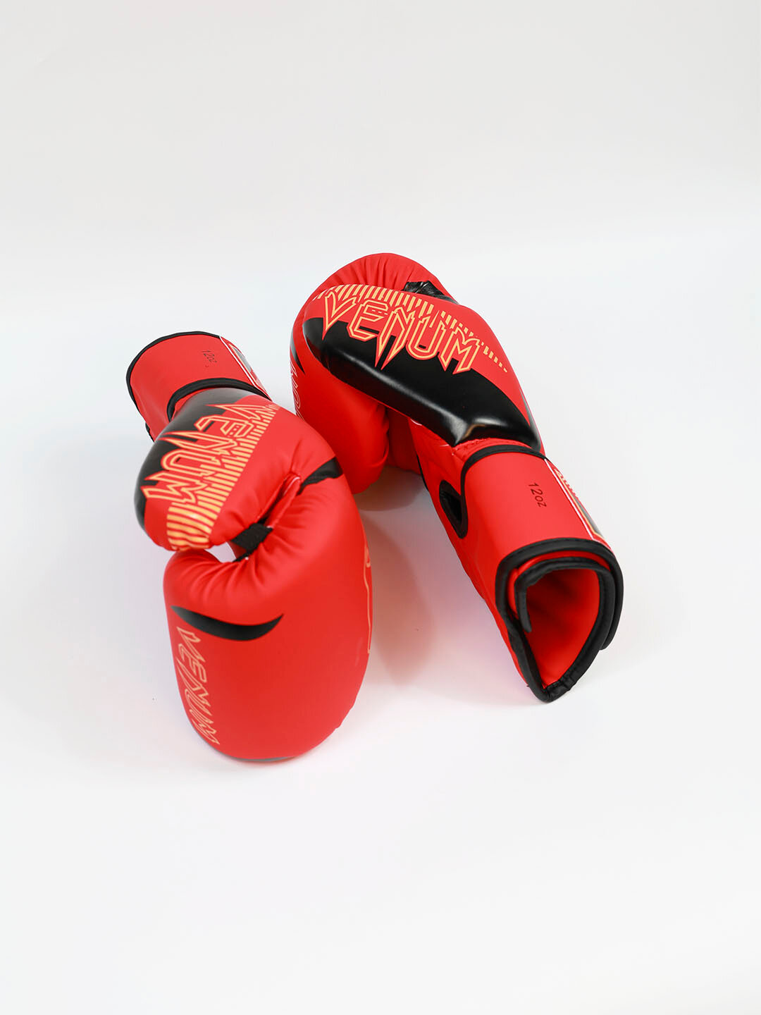 Боксерские перчатки UFC OPRO, Venum, для спарринга, термопластик — фото 1