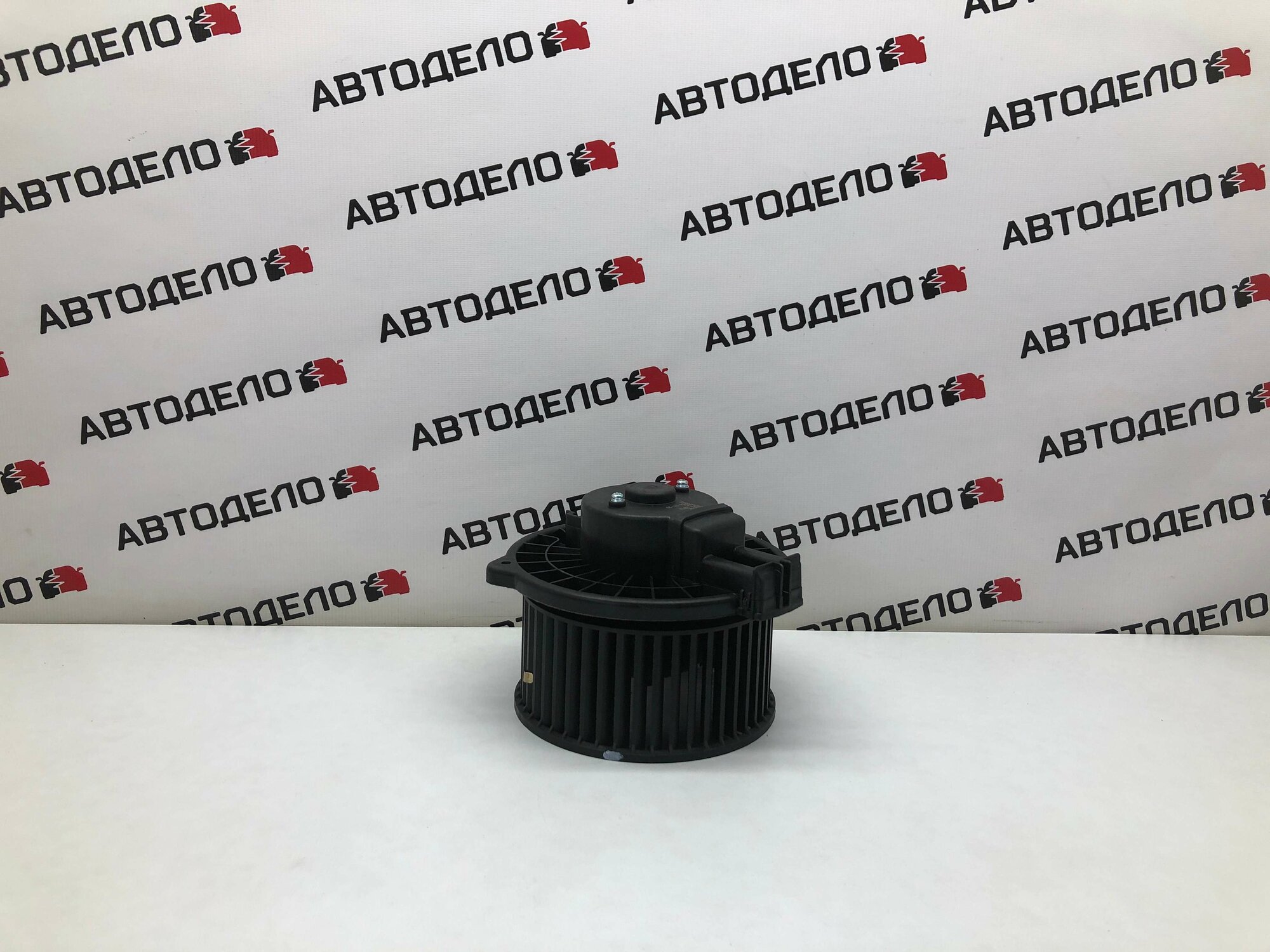 Мотор печки Luzar lfh2213 Subaru Legacy B15