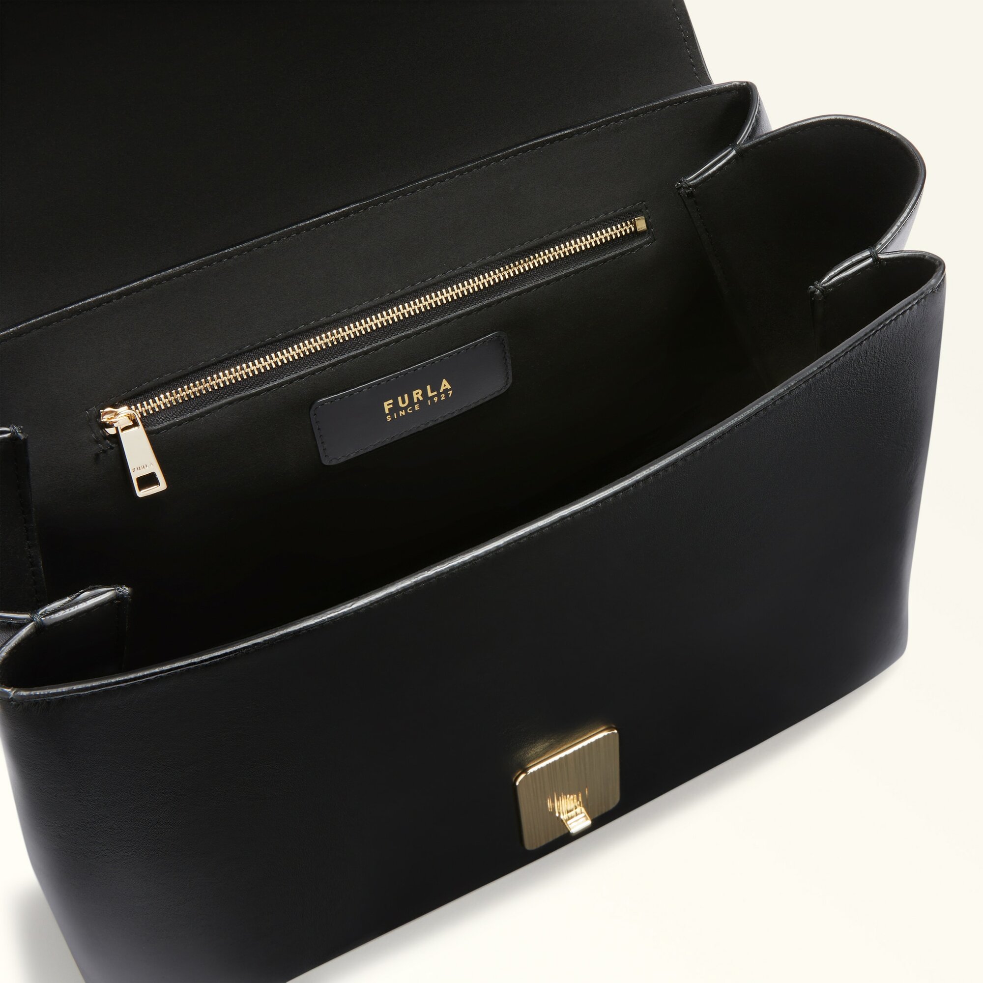 Сумка FURLA MERIDIANA M SHOULDER BAG — фото 1