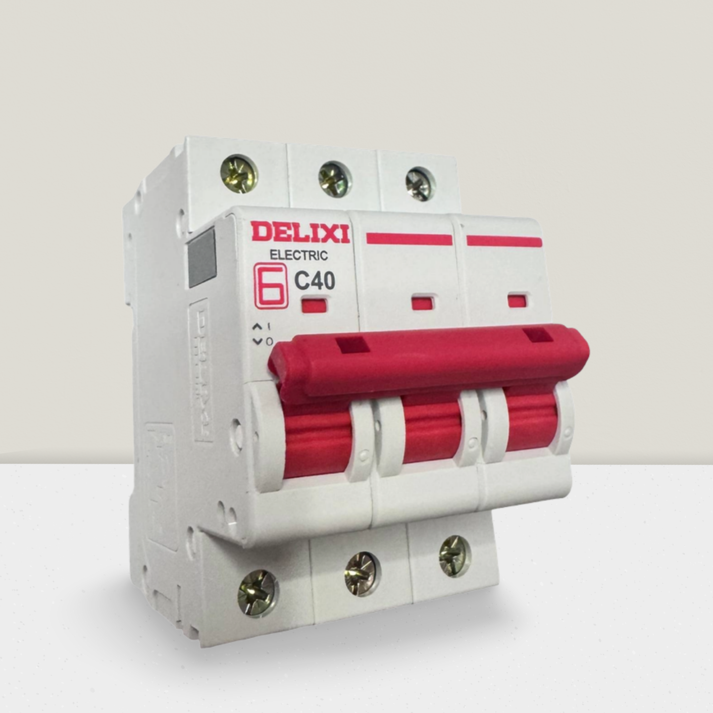 Авт. выкл. DELIXI CDB6i 3P C 40A — фото 1