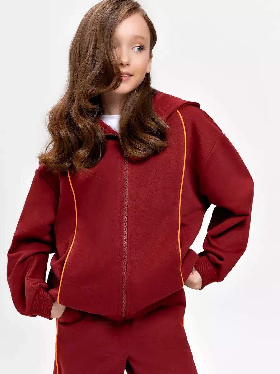 Костюм спортивный