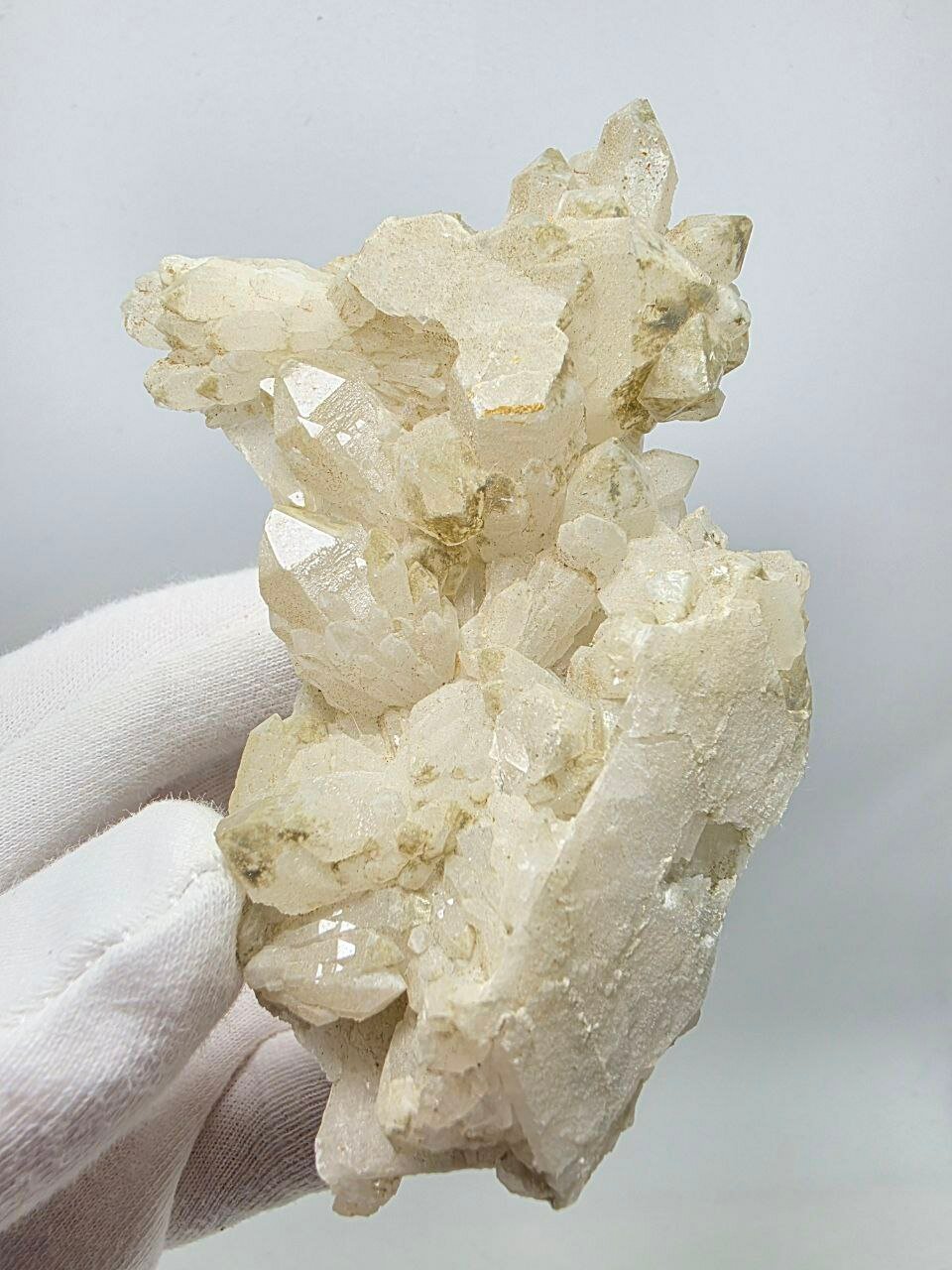 Друза кварца 111 мм, 136 г. — фото 1