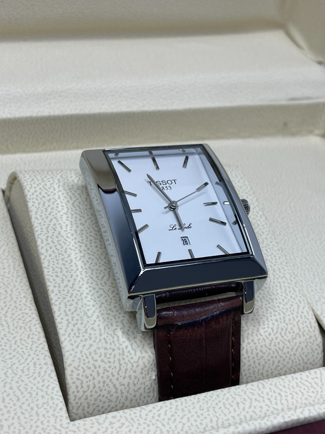 Наручные часы Классика, 331833 серебристый/черный — фото 1