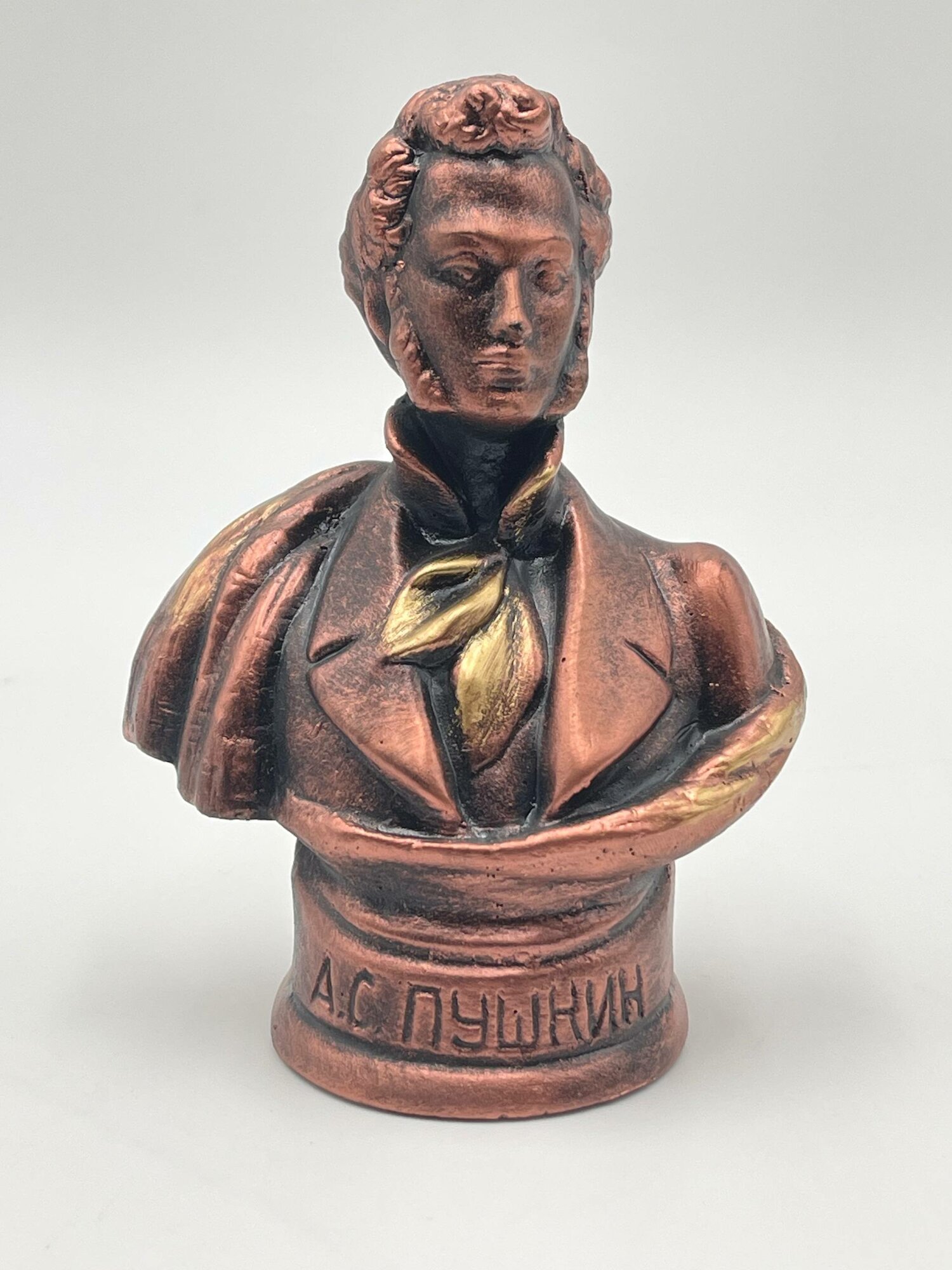 Набор из 5 бюстов русских писателей А. С. Пушкин, М. Ю. Лермонтов, Л. Н. Толстой, А. П. Чехов С. А. Есенин — фото 1