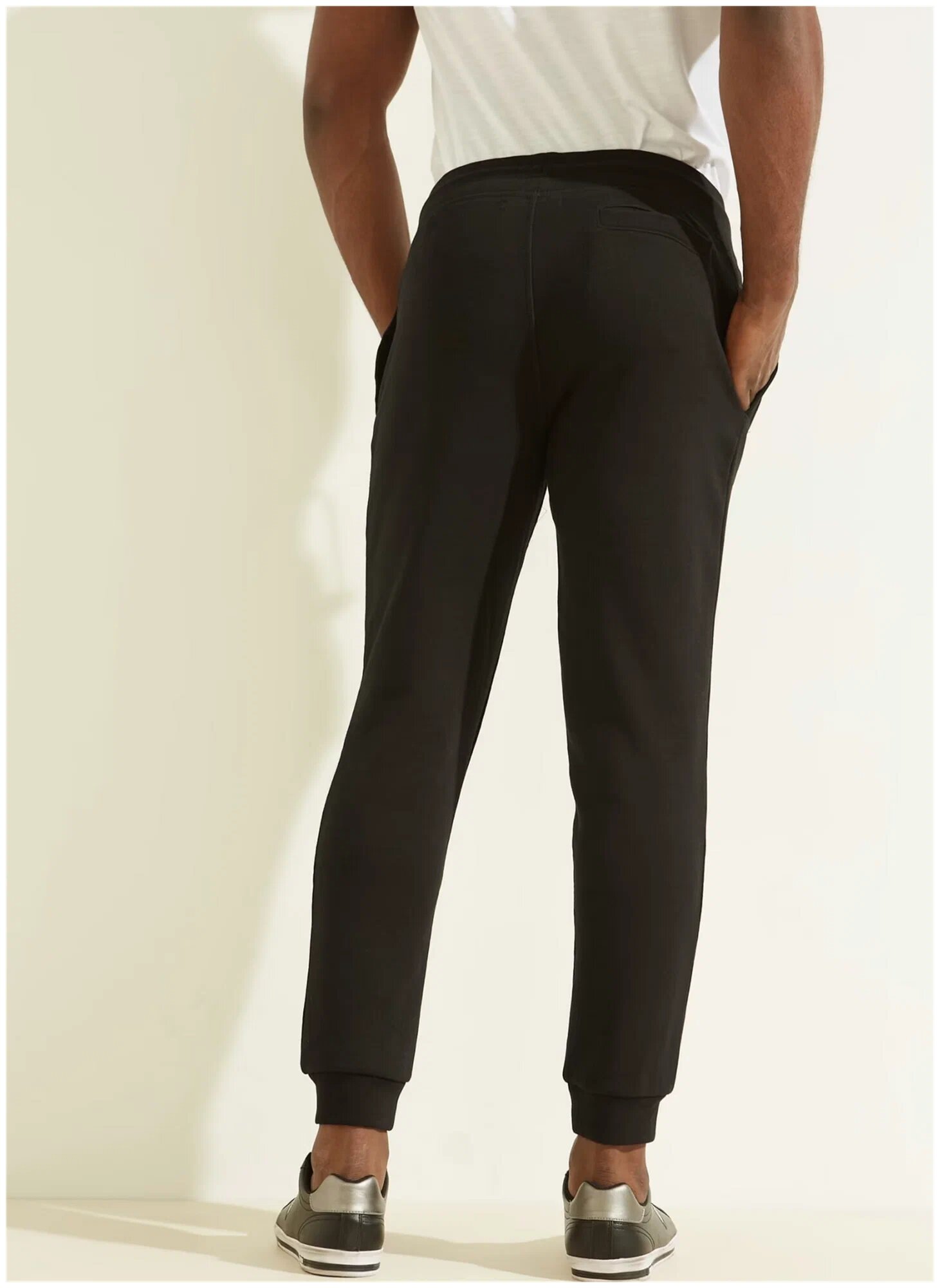 Брюки GUESS, размер L, черный — фото 1