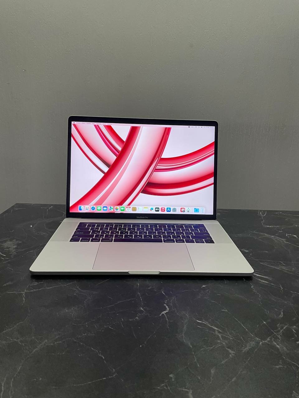 Macbook pro 15 2019 i7 32gb — купить по низкой цене на Яндекс Маркете