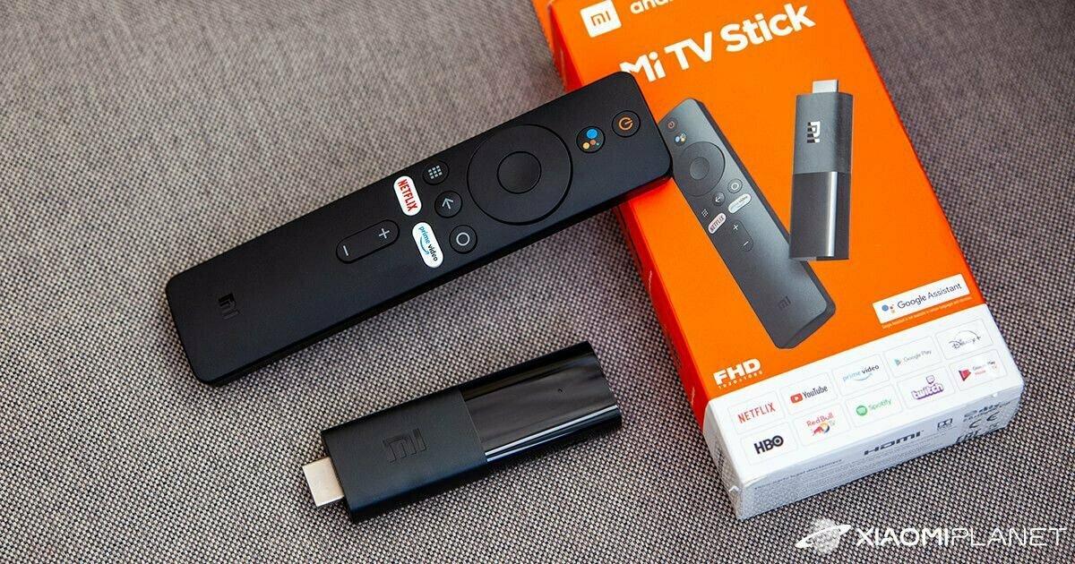 ТВ-приставка Xiaomi Mi TV Stick, смарт-ТВ на базе Android TV, Google Ассистент и Smart Cast, 1+8 ГБ с DTS