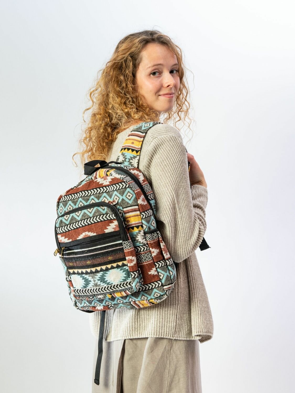 Рюкзак из жаккарда с ромбами, в коричневую, светло-голубую и желтую полоску, 32 x 26 см