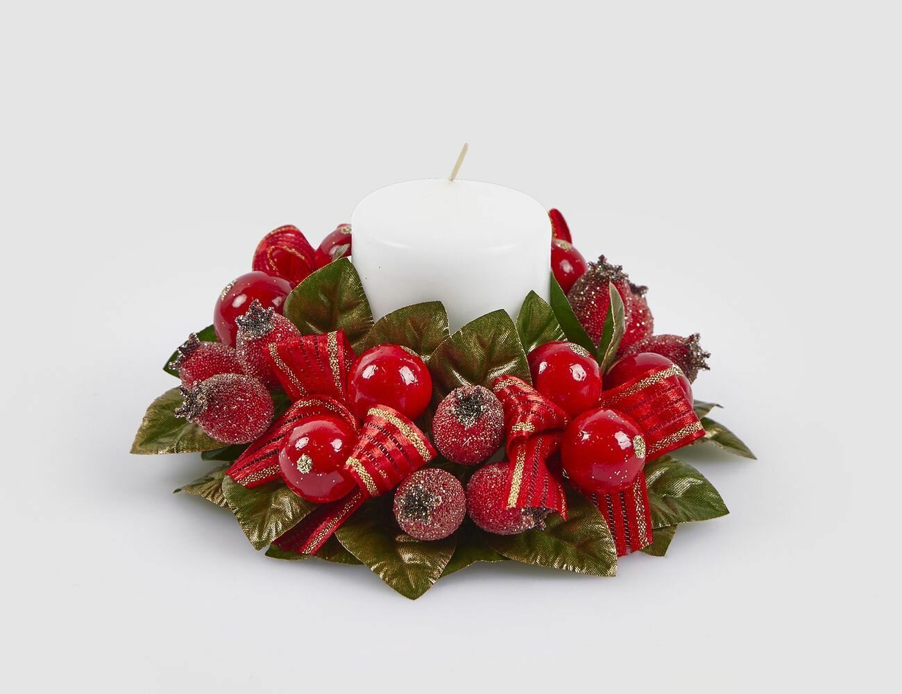 Мини-венок для свечи и декорирования морозный шиповник 13 см EDG 2500048A774