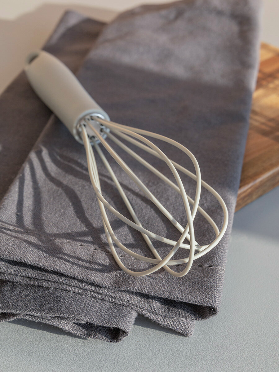 Венчик DeNASTIA idea 26,8x6x6 см, силикон, нейлон, ПП, серый, A000375 — фото 1