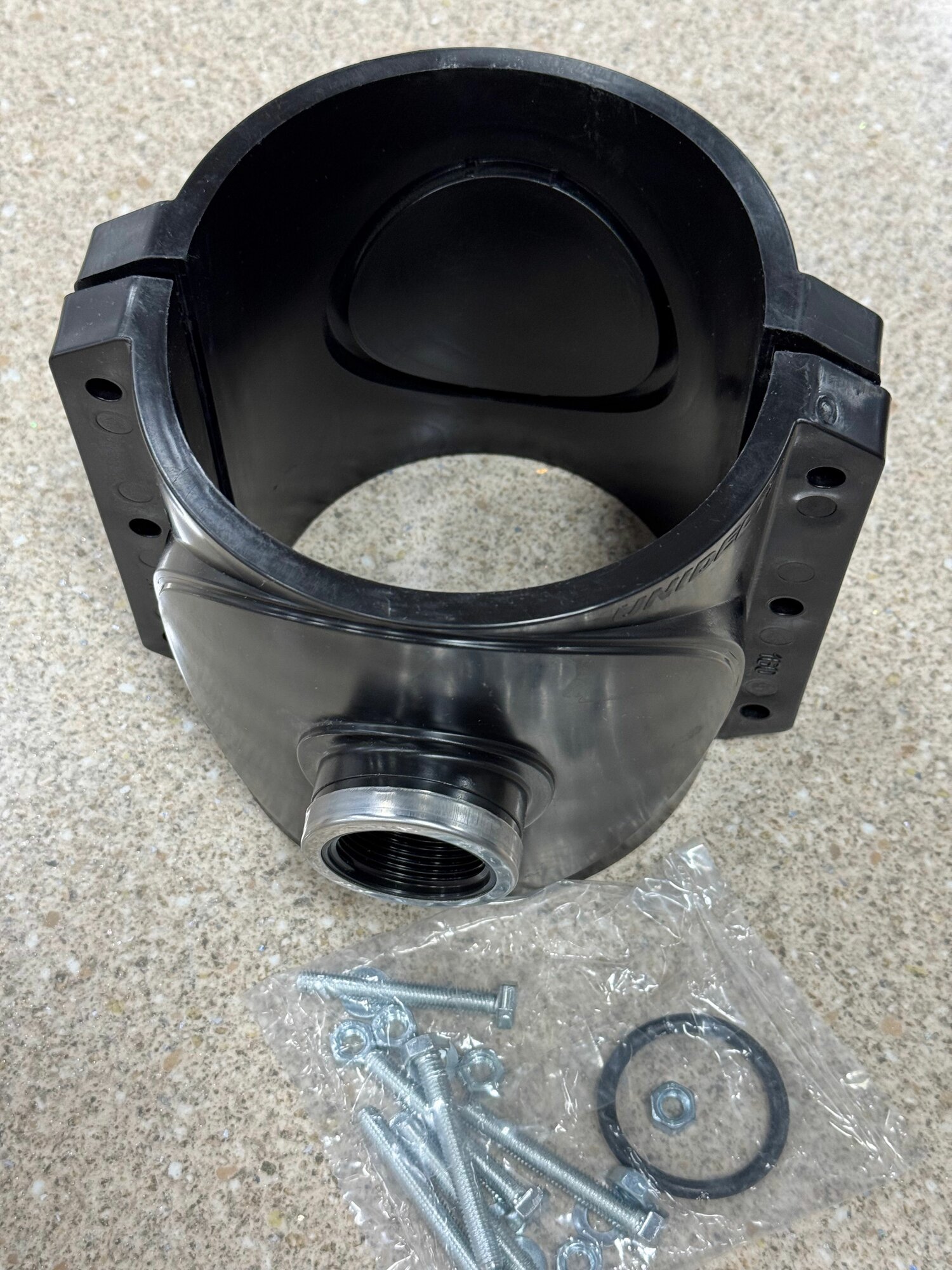 Седло врезное Unidelta 160х1 1/4" (хомут-врезка)