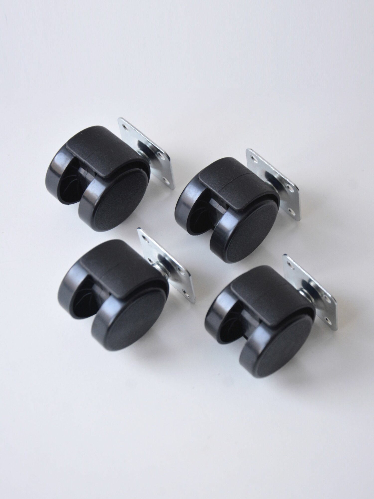 Колеса мебельные BOYARD 4 шт h 55мм d 40мм нагрузка 60кг черный матовый