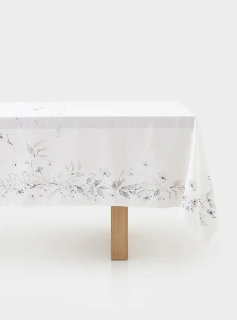 Скатерть, 160✕160 см, полиэстер, молочная, Полевые цветы, Flower melody (Anna Lafarg)