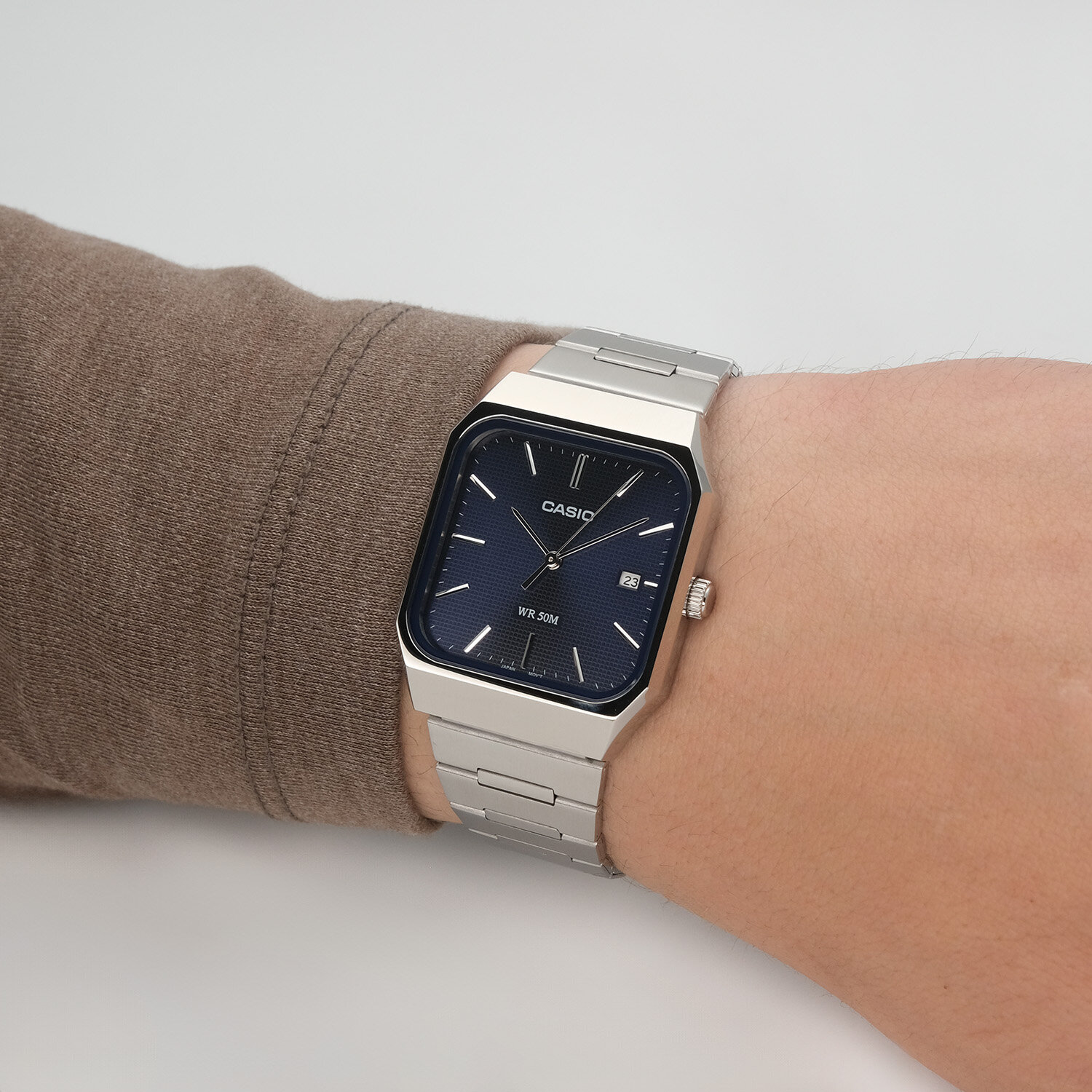 Наручные часы CASIO, серебряный, черный — фото 1