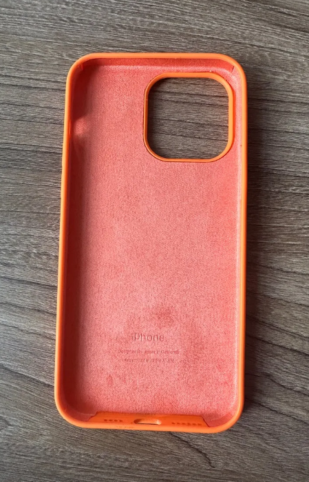 Чехол Green Lion Liquid Silicone Case, для iPhone 15 Pro — фото 1