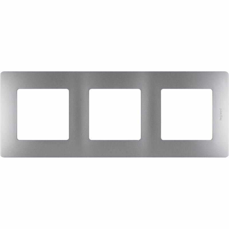 Рамка 3-м Etika алюм. IEK 672553 — фото 1