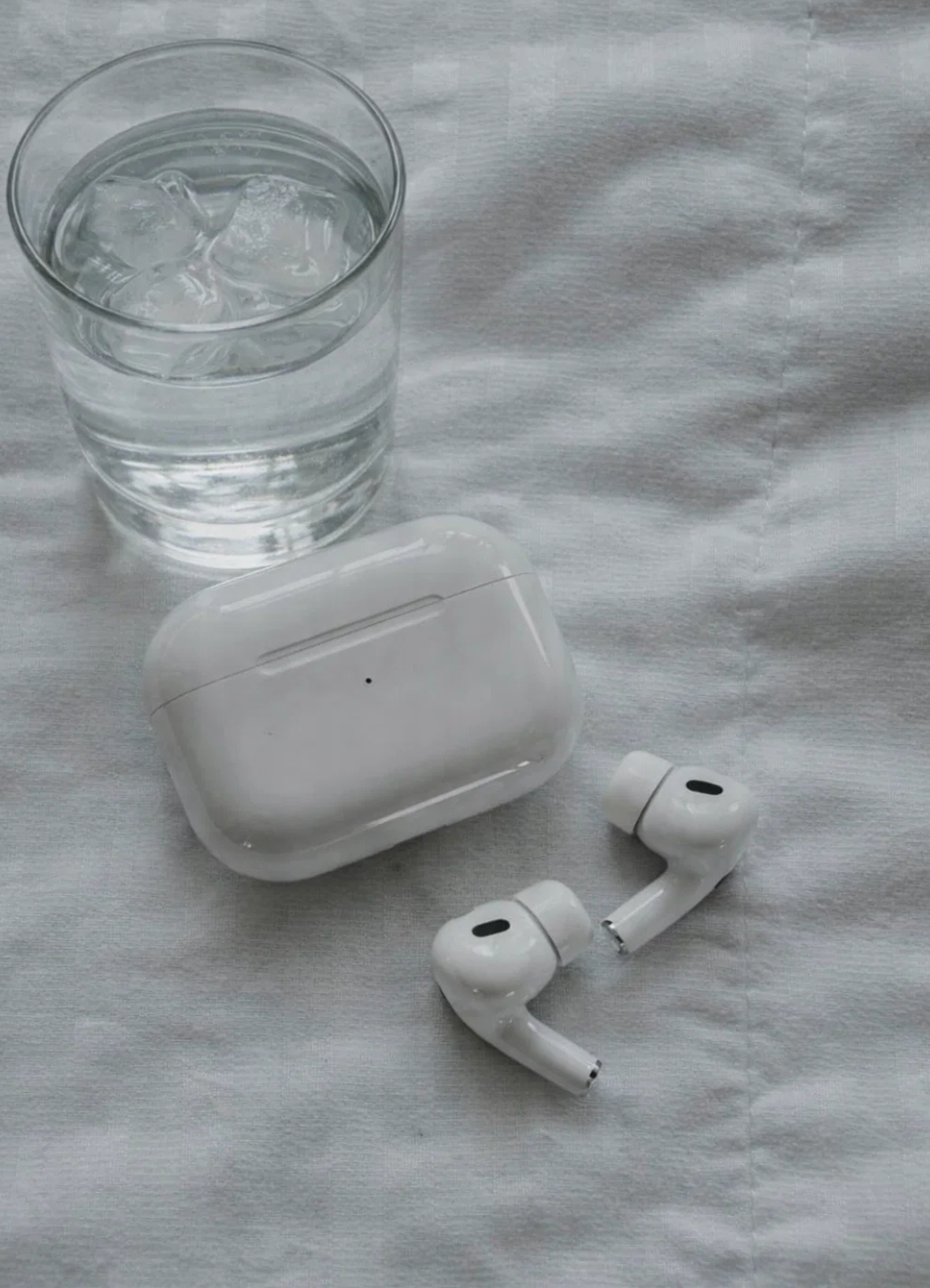 AirPods Pro беспроводные наушники шумоподавление, сенсорное управление, белый — фото 1