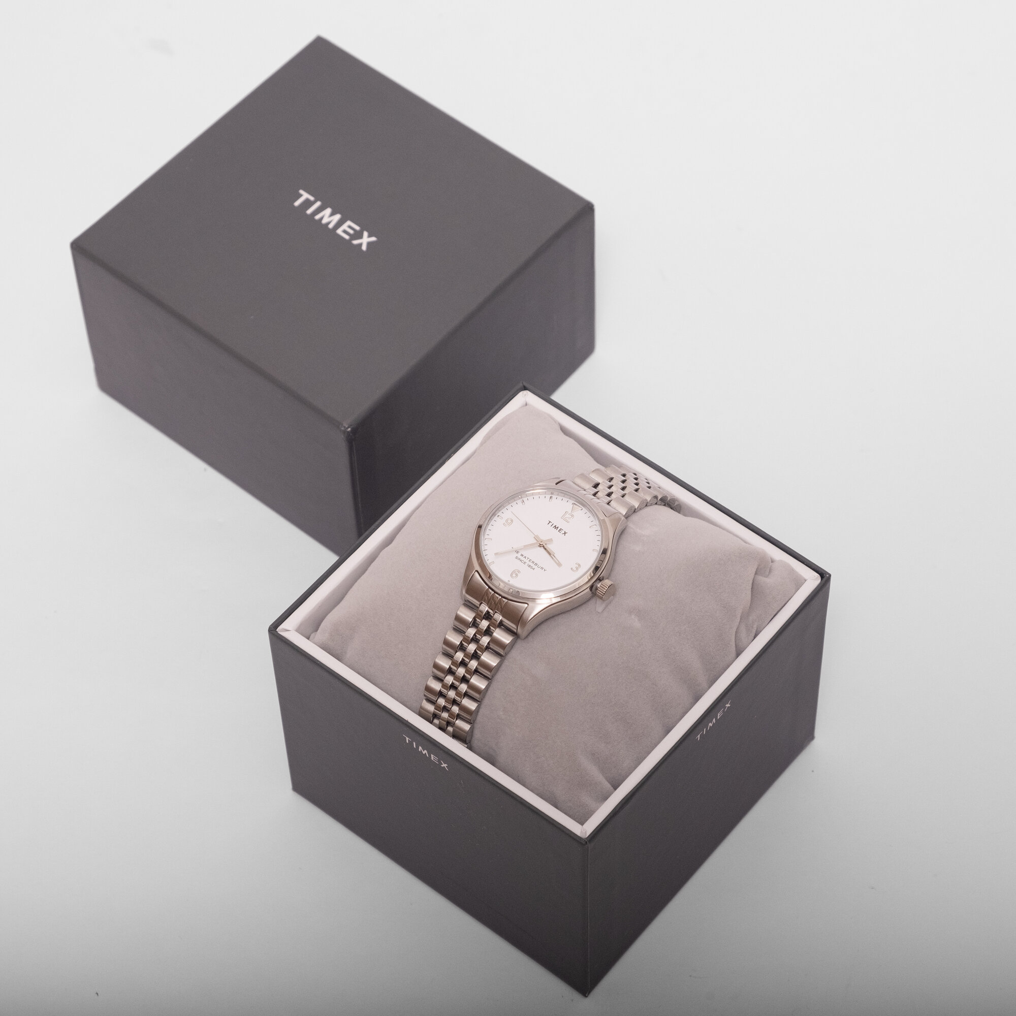 Наручные часы TIMEX Waterbury, стальной — фото 1