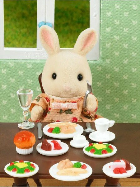 Набор Sylvanian Families 2818 "Ужин", кровать, столик, вешалка и др. — фото 1