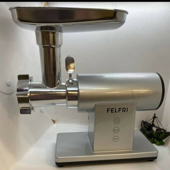 Мясорубка электрическая мощная FF-MG-11, 3000 Вт, 4 кг/мин, 3 скорости