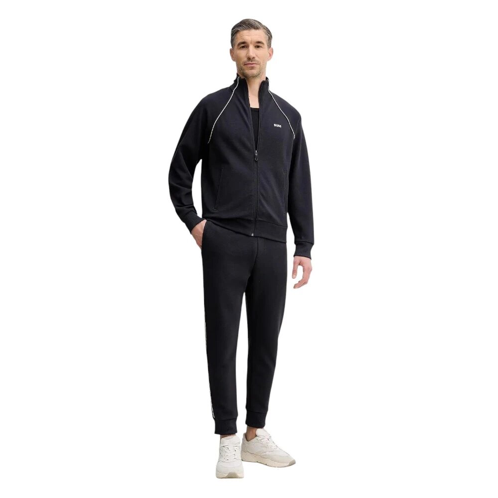 Костюм спортивный