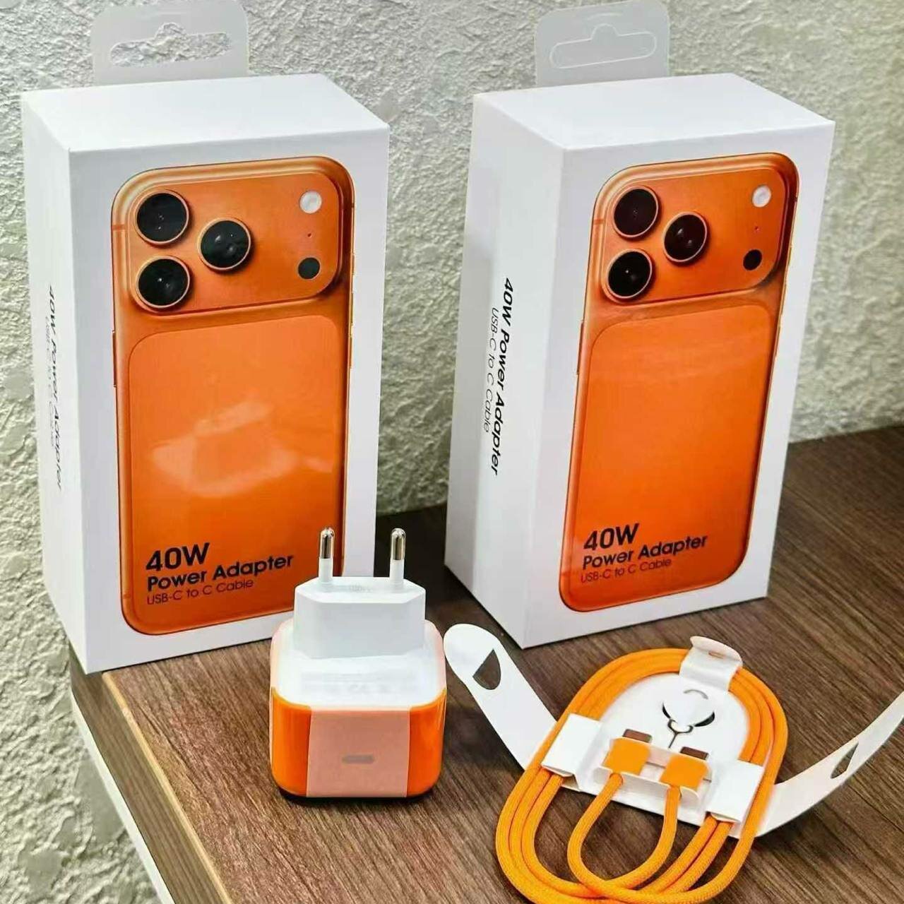 Сетевое зарядное устройство 40W Power Adapter USB-C + кабель USB-C to USB-C