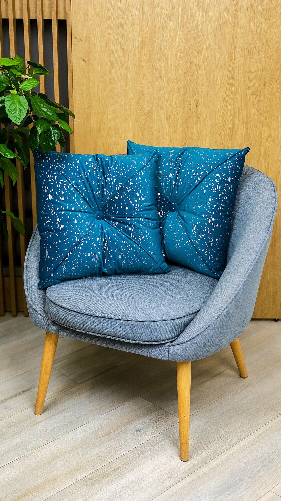 Подушка декоративная 23 ЛИНИЯ Грани