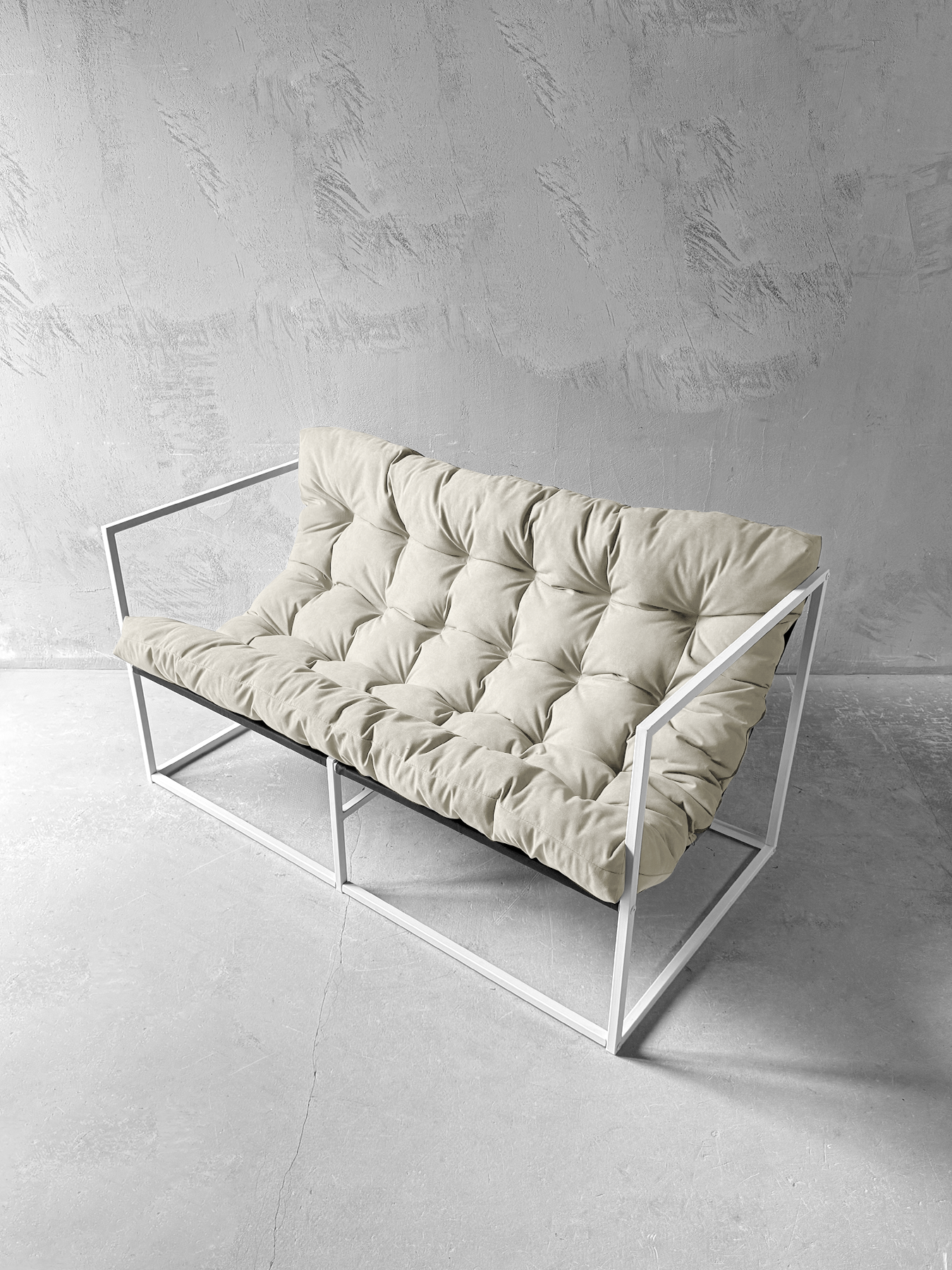 Диван лофт прямой  уличный  в офис  на балкон  на веранду  в гостинную  кухонный  Лофтовик   велюр белый   белый каркас