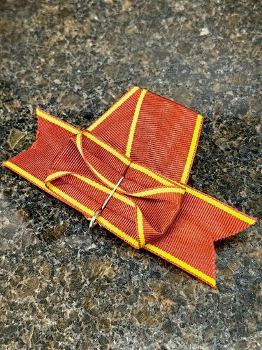 Изображение товара Колодка для медали с аннинской лентой и бантом на заколке