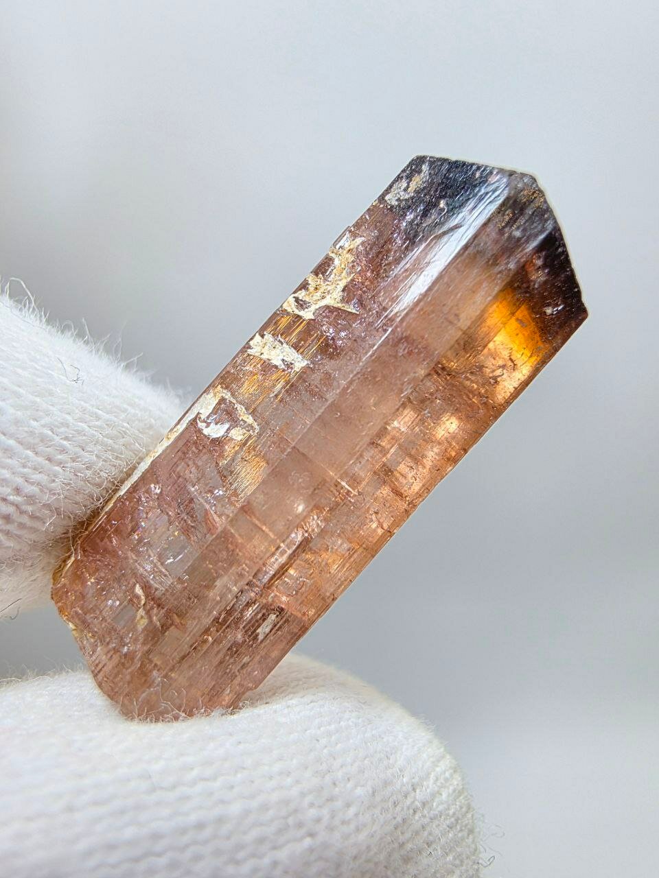 Кристалл турмалина 24 мм, 3.46 г.