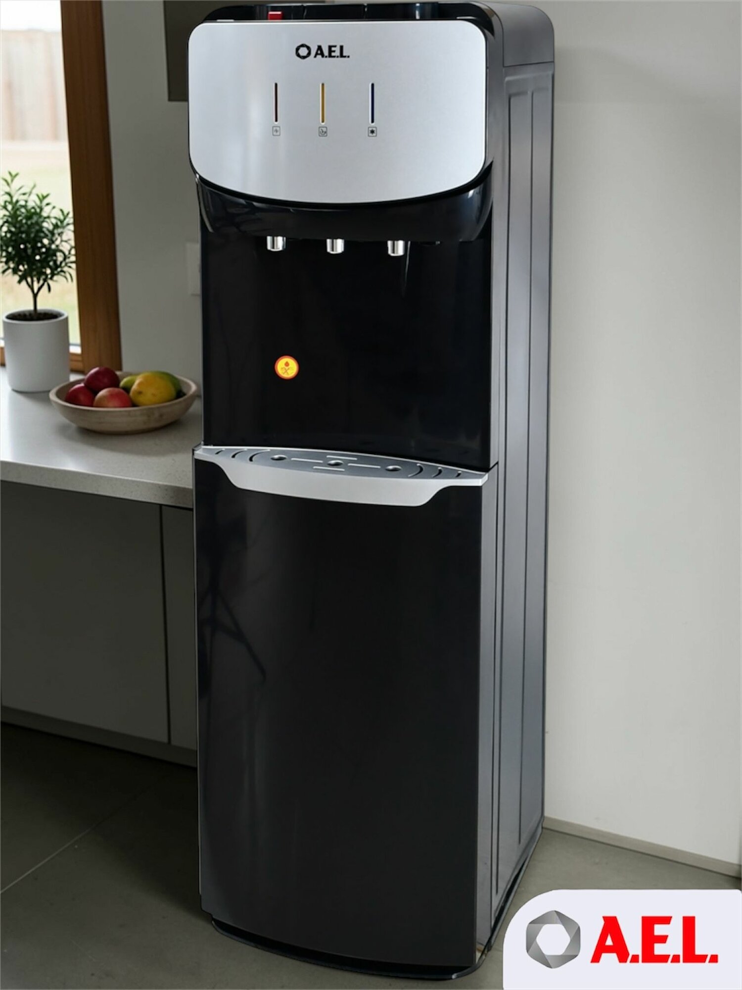 Кулер для воды напольный AEL LD 819a black/silver, с нагревом, электронным охлаждением и нижней загрузкой бутыли