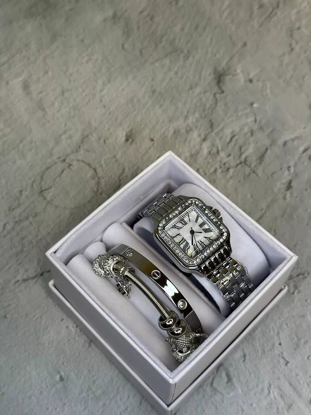 Наручные часы Классика