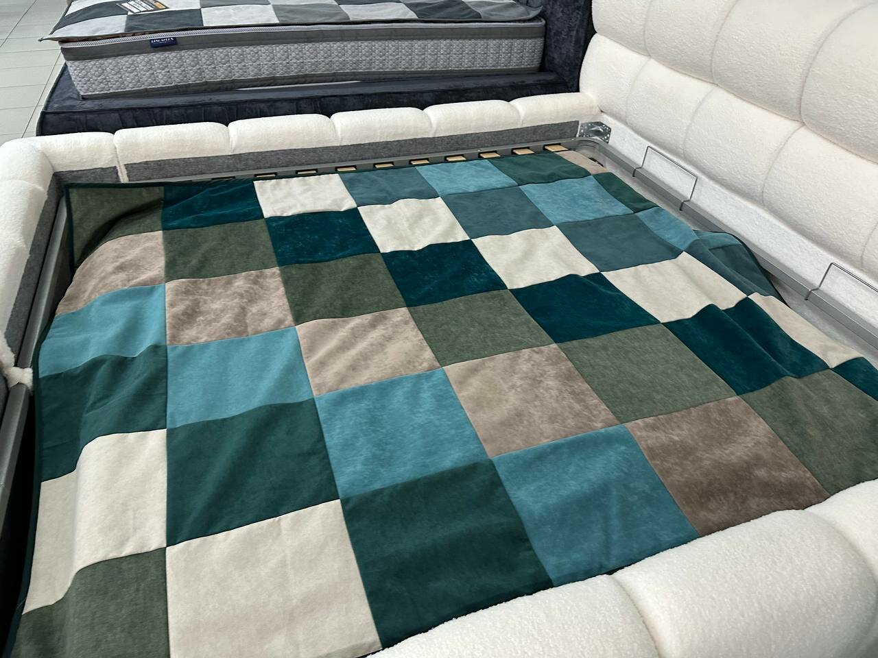 Покрывало на кровать или диван антикоготь, антивандальная ткань, плед 160*200