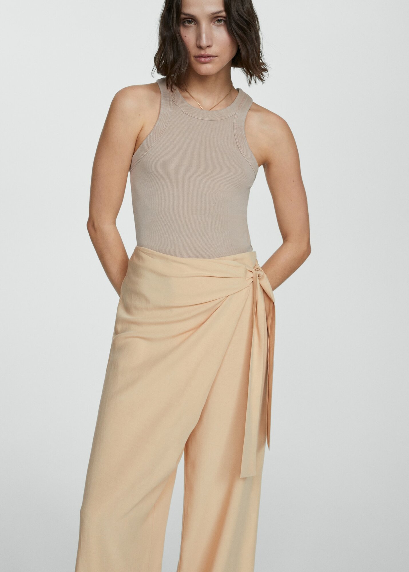 Брюки MANGO, размер 36 EU, бежевый — фото 1