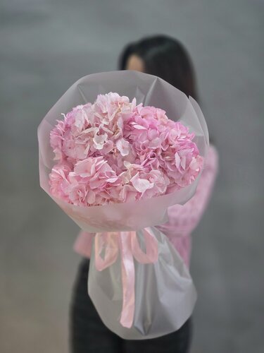 Изображение товара Букет из 3 гортензий розового цвета, размер XS, от "Di_Flowerslab"